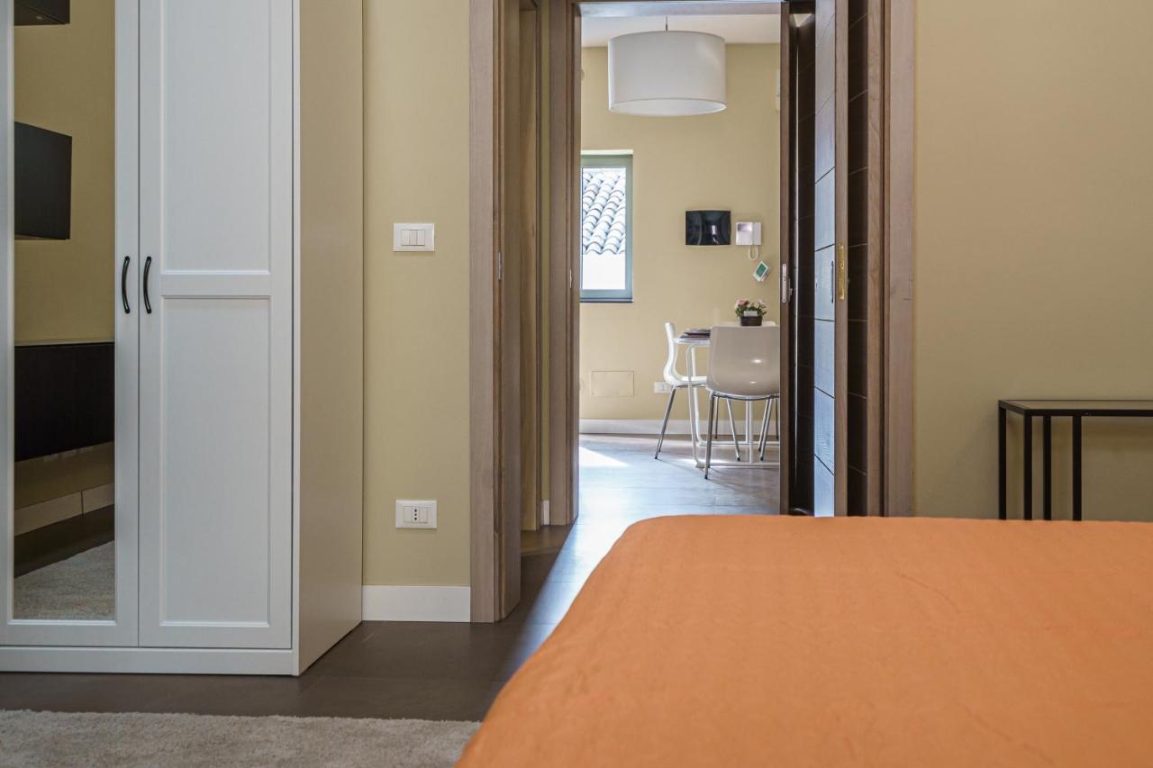Holiday In Home Suite Archimede Катания Экстерьер фото